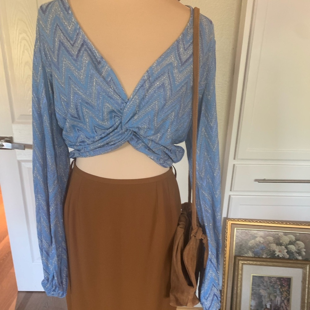 Blue Chevron Women's Top - Picture 6 of 6